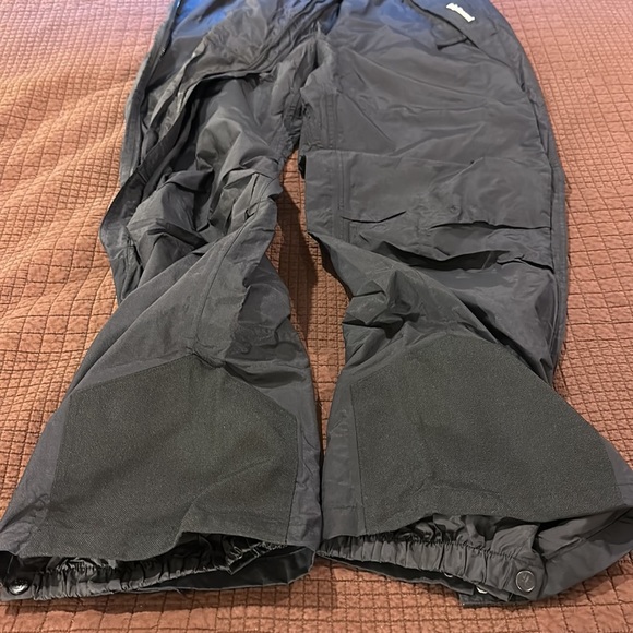 🏂L Helly Hansen black snowboard pants. The waterproof breathable Helly-Tech EUC - Picture 9 of 15